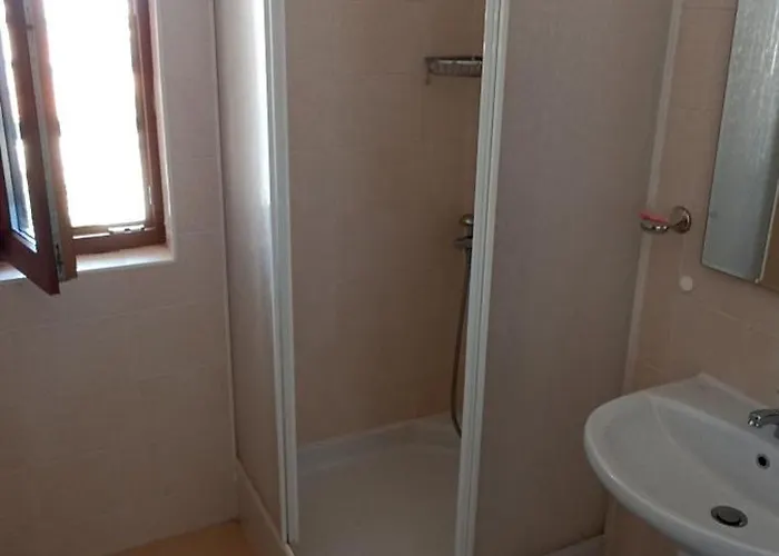 Cozy With Sea View And Free Parking *